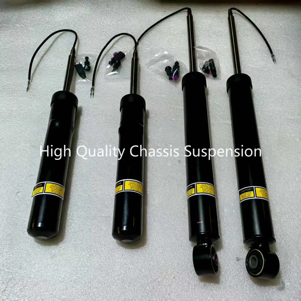 

High Quality 4x Front Rear Shock Absorbers For Porsche Macan 95B w/ PASM Sport 95B413031