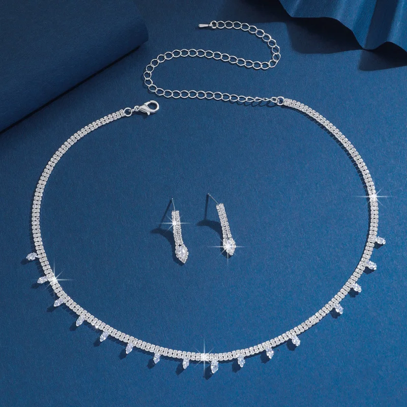 Sweet Cool Spicy Girl Style Super Shiny Zircon Collarbone Chain Light Luxury Niche High-end Versatile Elegant Necklace Women's C