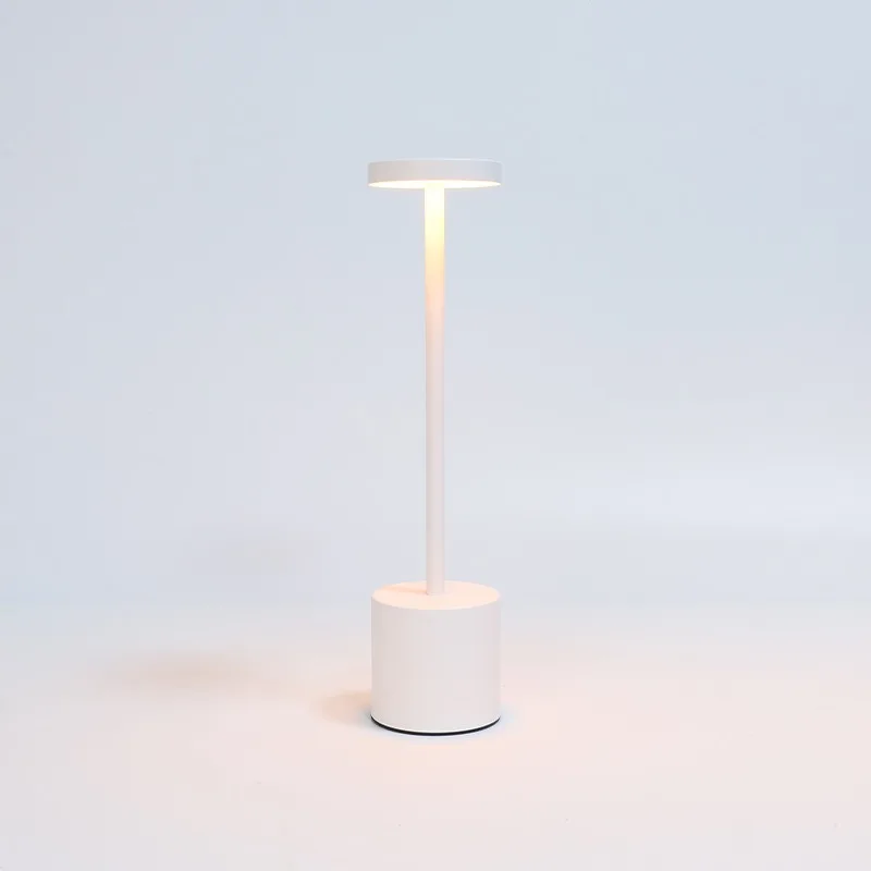 Lâmpada led de mesa ferro forjado lâmpada decorativa usb carregamento rápido 3w pequena luz da noite arte moderna casa bar restaurante lâmpada decorativa