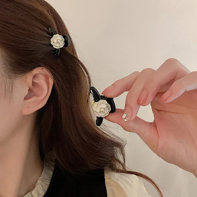 

Charming Vintage Petite Hair Claws with Floral Design for Women and Girls; Drip Oil Camellia Hairpin Accessory Headwear Decor