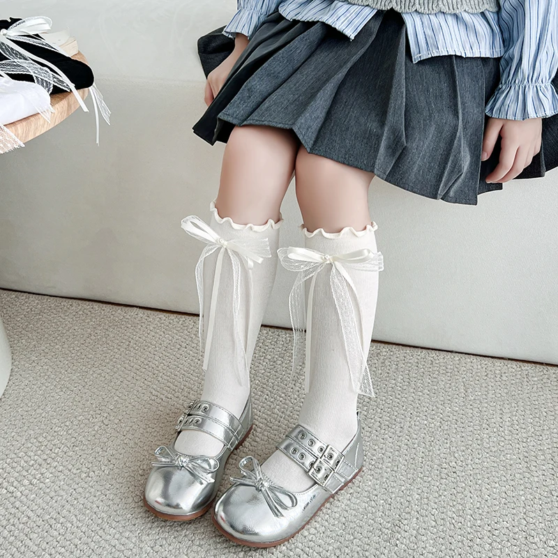 Versatile Everyday Crew Mid-Calf Socks New White Socks with Bow and Delicate Lace Trim Cute Simple Ankle Socks for Children Wear view 4