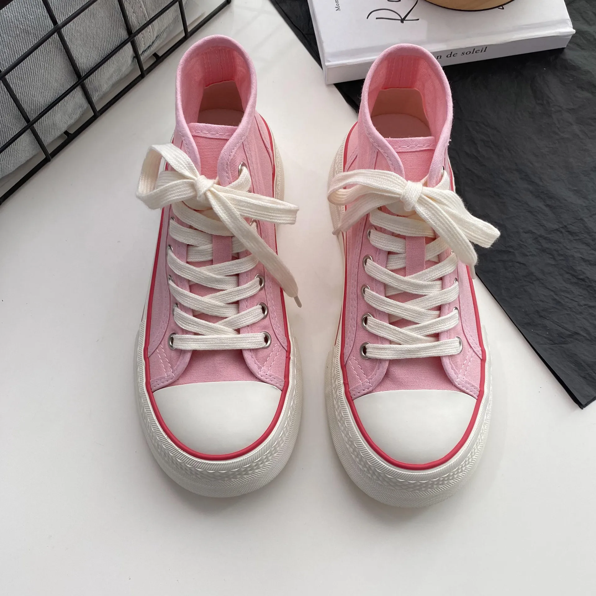 Sapatilhas de plataforma com atado para mulheres, sapatos de lona rosa, tênis de topo alto, moda esportiva, tênis feminino, novo