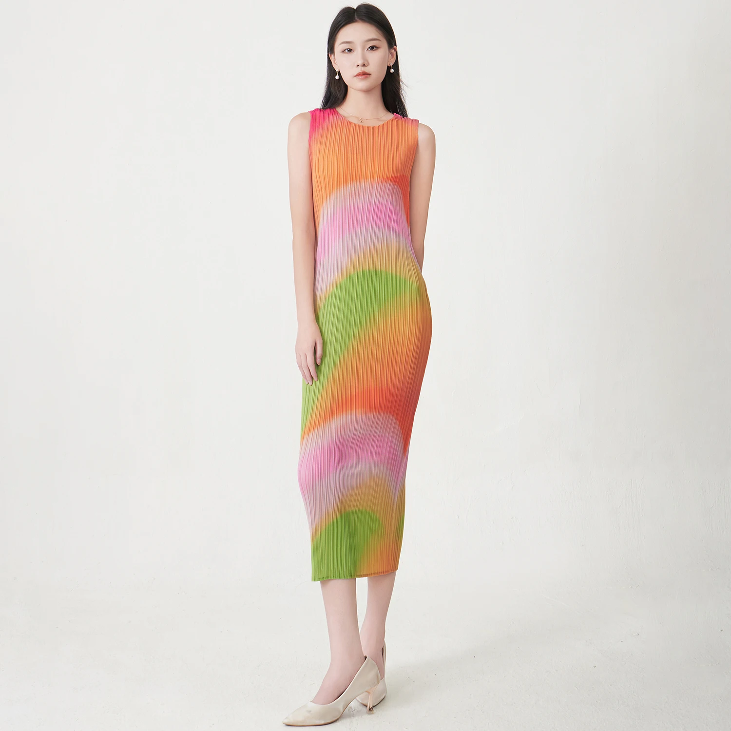Women Clothing Wholesale Women's Pleated Dress Design Sense Stretch Print Straight Dress Gradient Color Elegant Sleeveless Dress