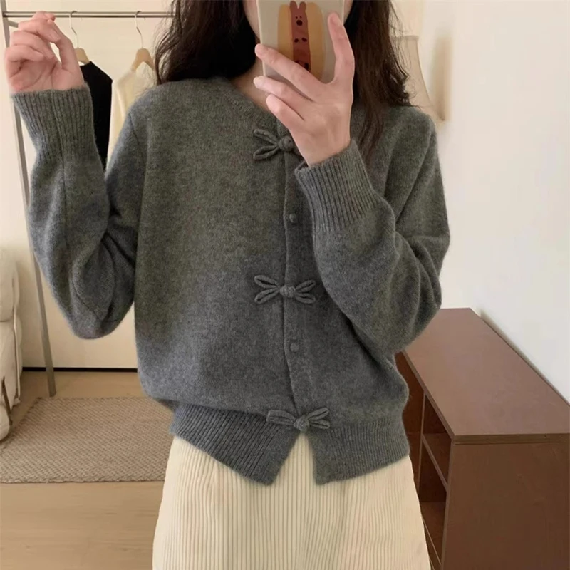 Korean Round Neck Gray Knitted Cardigans Women 2025 Design Buttons Long Sleeve Cardigan Woman Chic Solid Color Wrm Sweater Coats