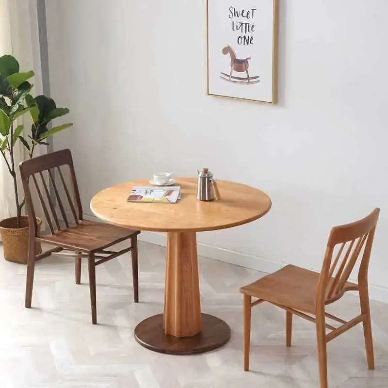 طاولة طعام مستديرة بسيطة غير رسمية من خشب الكرز والخشب الصلب بالكامل من الشمال، سجل الجوز الأسود الاسكندنافي الفاخر الخفيف