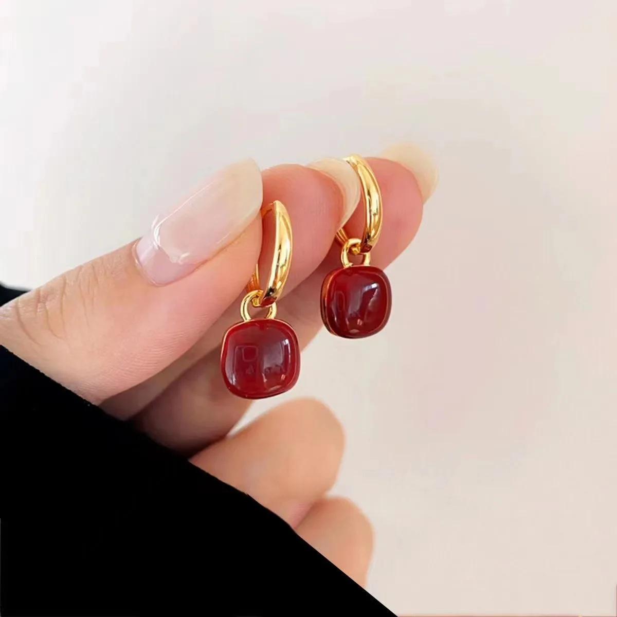 Classic Zircon Square Pendant Earrings For Women Elegant French Fashion Geometric Earrings Office Party Charms Jewelry Gifts