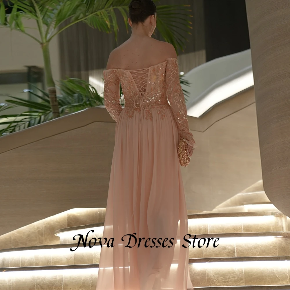 ロマンチックなシフォンセレブドレス カスタマイズされたクリスタルホームカミングドレス 豪華なビーズ装飾の女性用イブニングドレス レースアップバック付き