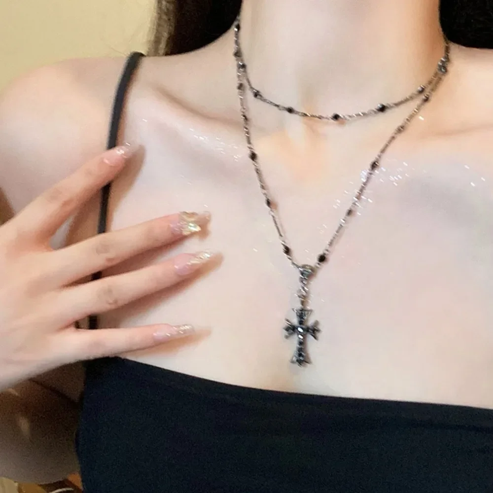 Gothic Black Cross Pendant Necklaces Chain with Imitation Pearl, Fashion for Women Jewelry