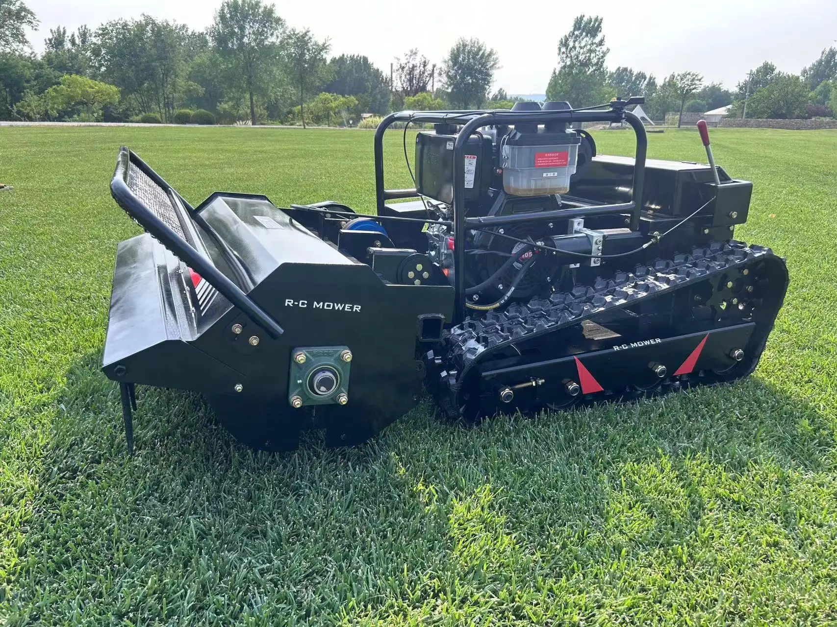 20HP Diesel Remote Control Lawn Mower 100cm Width Big Power Farm Professional Crushing Mover Machine Customized