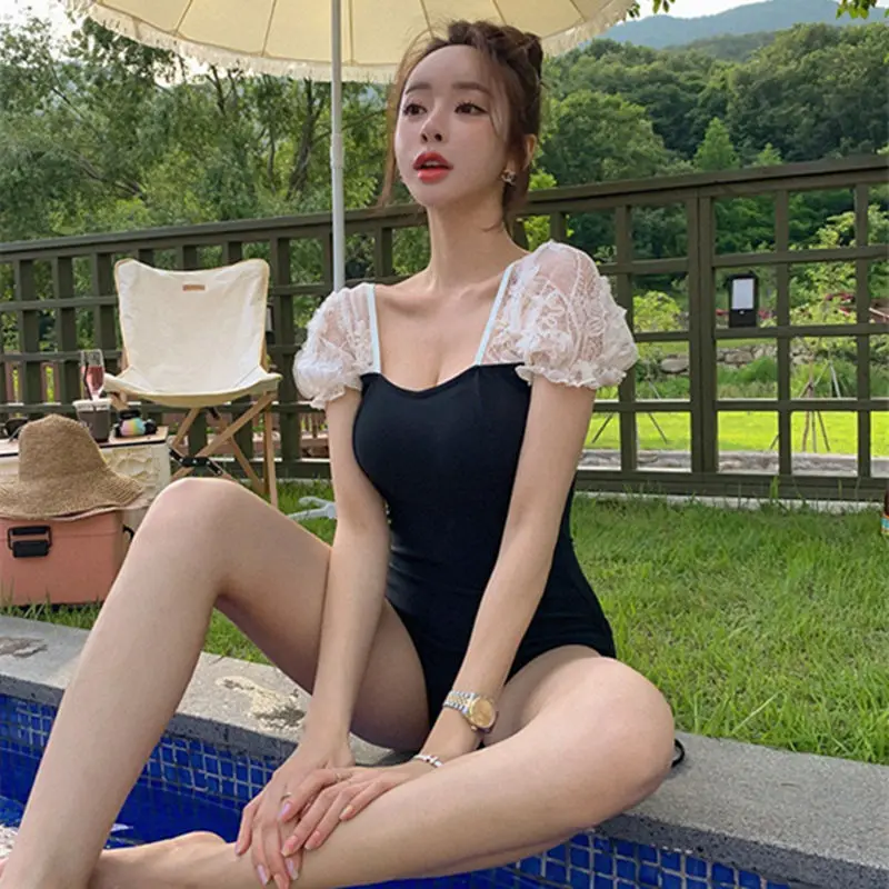 Bikini Sexy de manga de encaje para mujer, traje de baño de una pieza con realce, ajustado, cintura descubierta, triangular, para vacaciones de verano