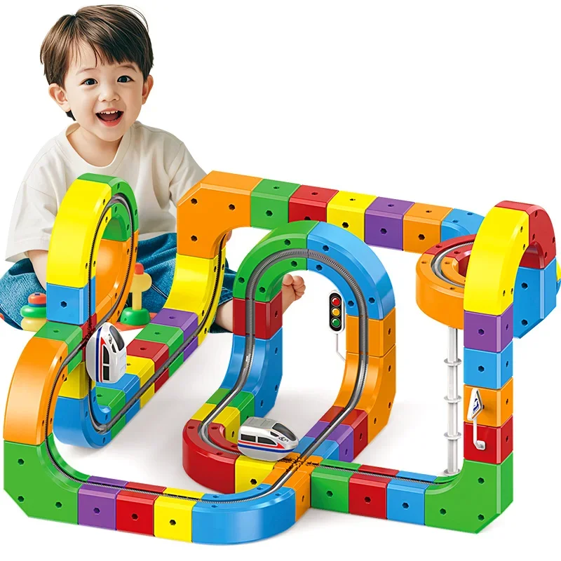 set-di-51-62-81-105-123-167-pezzi-trenino-elettrico-magico-con-binari-3d-cubi-e-rotaie-giocattoli-educativi-stem-regalo-di-compleanno-puzzle