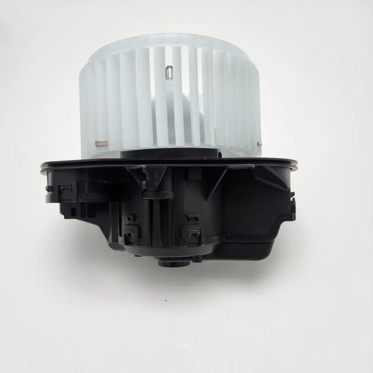 Left-Hand  Blower Motor Suitable for VW TOUAREG PORSCHE CAYENNE 11-18 OE：7P0820021B 0130115559 7P0820021F 16474951 7P0820021