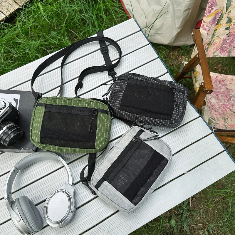 

Outdoor Sports Crossbody Bag Water-Resistant Nylon Tactical Shoulder Bag Lightweight Phone Bag Men's Workwear Style Expandable B