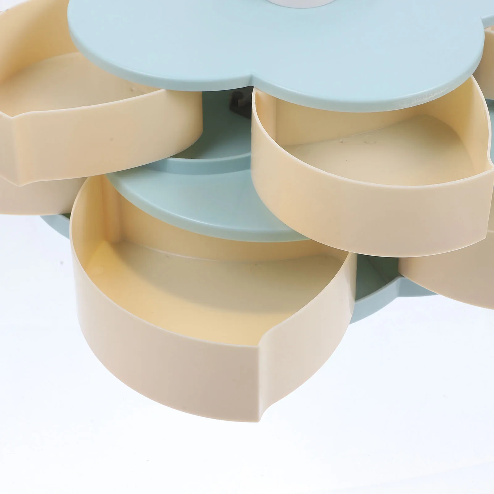 

1 pc Creative Rotating Petal Snack Tray Flower Shape Food Storage Container Phone Slot Compartment Candy Box Housewarming Gift