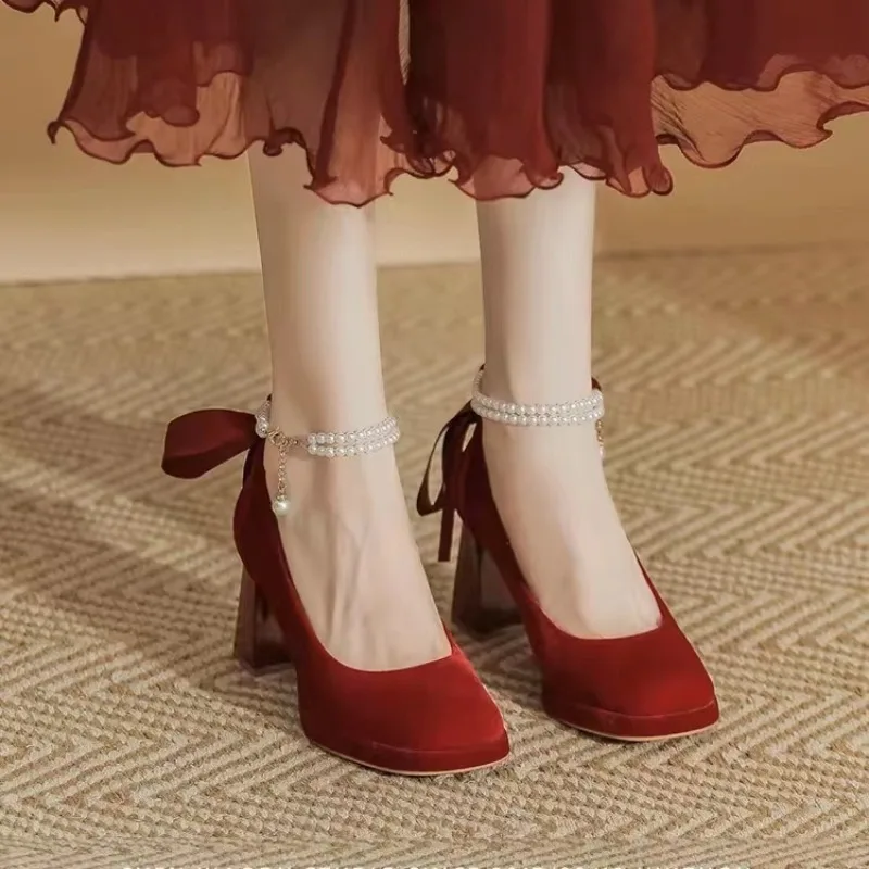 New 2024 High Heels Women's Pearl Chain Spell Women's French Style Mary Joys High Heels Single Shoes
