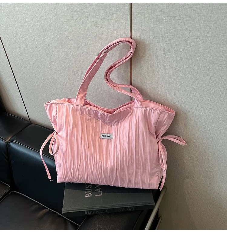 

New Simple Tote Bags Large-capacity Nylon Fabric Pleated Shoulder Bag for Students Book Tote Bag with Crossbody Strap