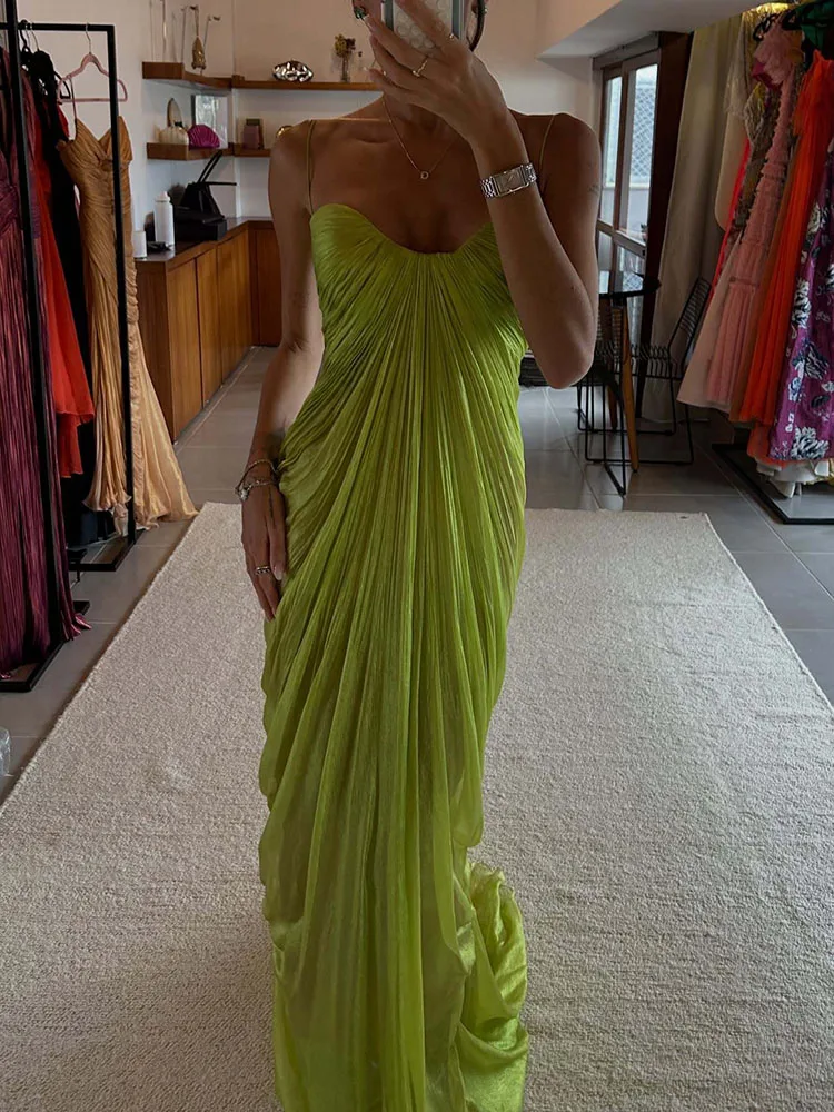 Nuevo Vestido Largo Verde de Verano 2026 para Mujer, Elegante, con Hombros Descubiertos, Ajustado, para Eventos Formales, sin Mangas, con Tirantes