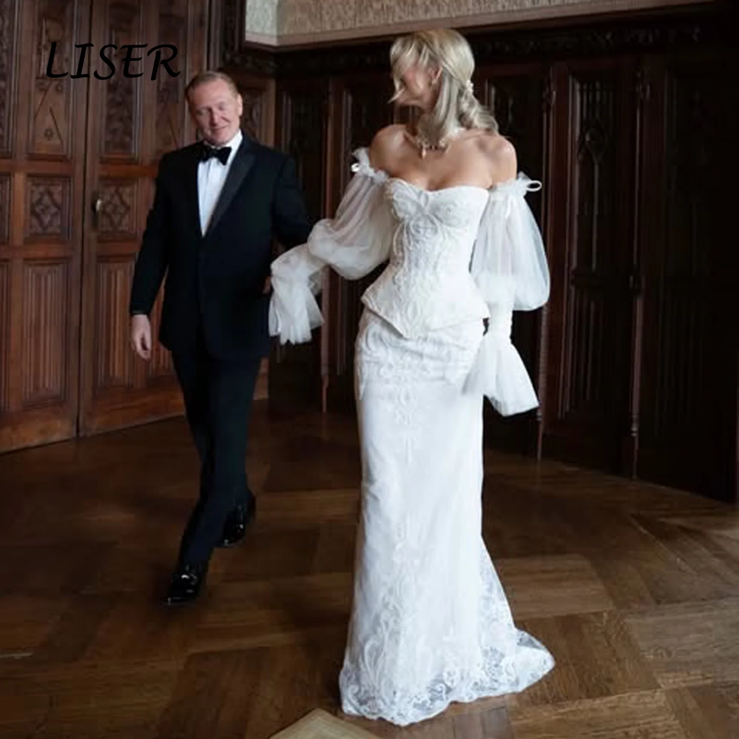 Liser Customized Ivory Off Shoulder Puff Sleeve 2 Piece Lace Corset Mermaid Wedding Dress Separates Top Slim Long Skirt Bridal