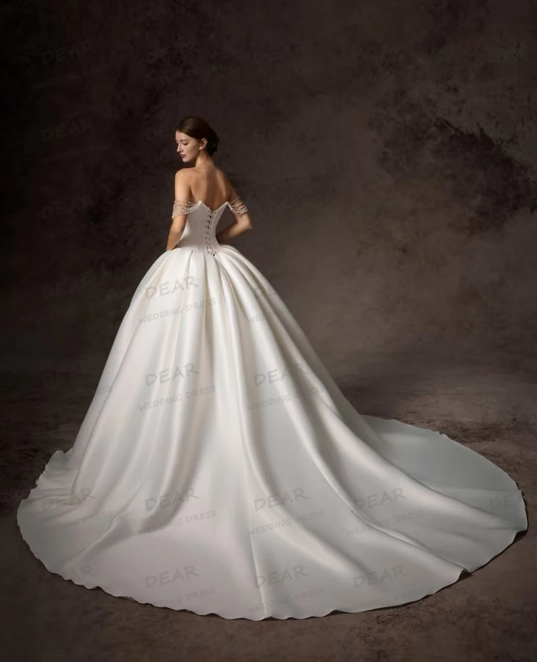 Luxo babados vestidos de casamento feminino sexy sem mangas uma linha vestidos de noiva trem varredura cetim sem costas vestidos de novia personalizado