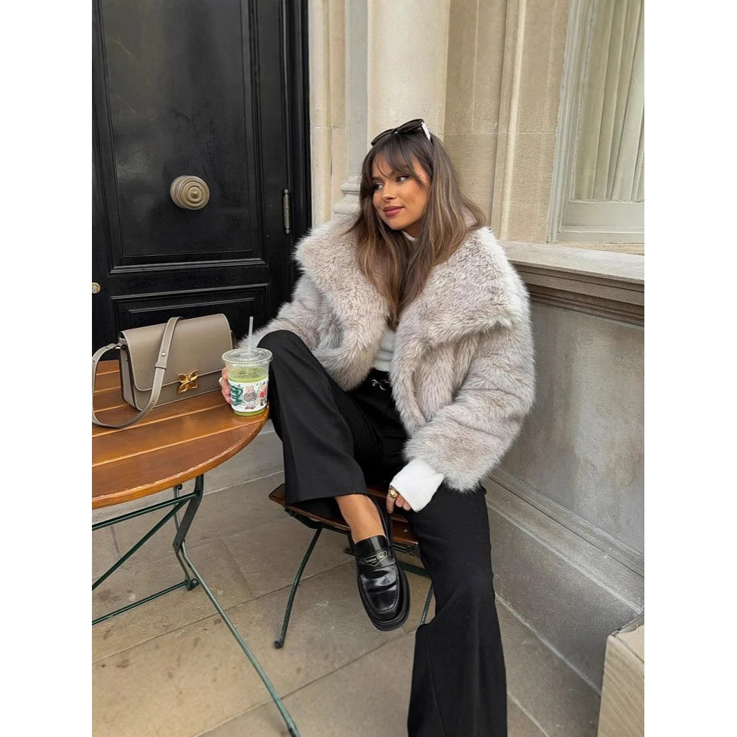 Winter New Style Women's Fur Coat Mink Fur Short Length Collar Stand up Loose Fit Short Coat Long Sleeve European Style