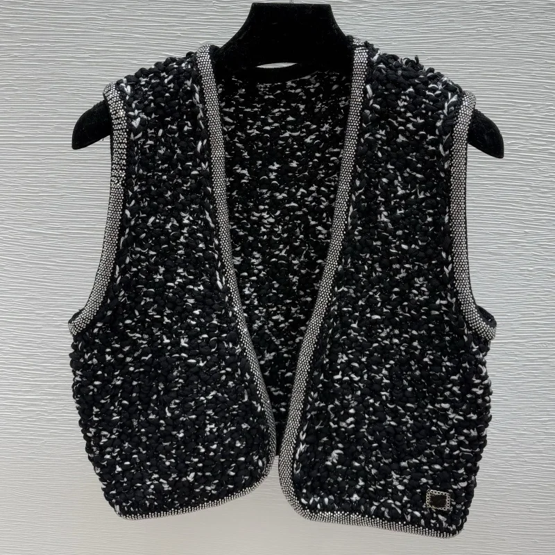 

Высококачественный сверхпрочный тканый женский жилет в форме буквы со стразами и пуговицами с серебряной отделкой по краям пальто 251004254