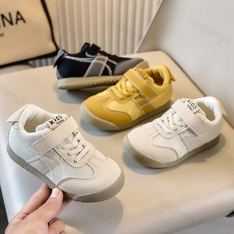 

Новинка 2023 года, летняя дышащая спортивная повседневная обувь с мягкой подошвой и сеткой, модная удобная обувь для мальчиков, низкие кроссовки для девочек