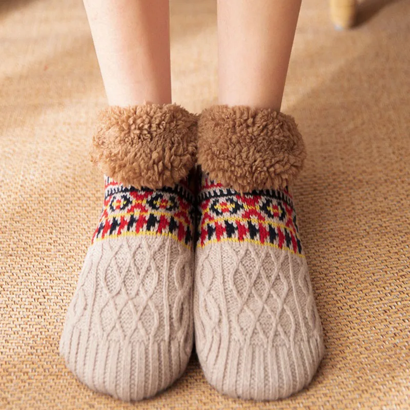 Fall and Winter Floor Socks Home Warm Women Men Snow Socks Sleep Carpet Slippers Sock Men Non-slip Yoga Socks