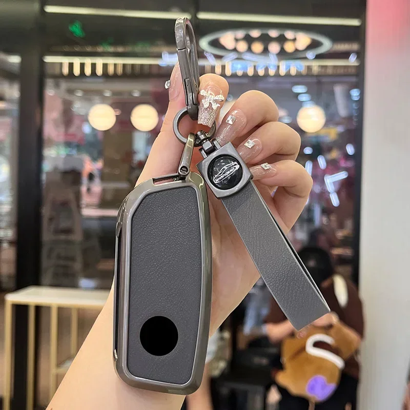حافظة مفاتيح السيارة من سبائك الزنك لسيارات BMW X1 U11 G70 7 Series i7 X7 G07 LCI iX I20 G09 XM U06 G81 M3 2023-2024 مضادة للخدش #4