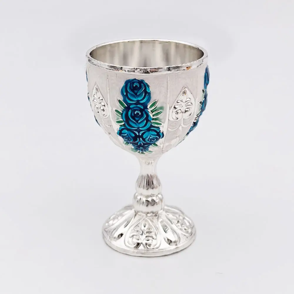 Vintage Metal Liquor Goblet European Style Creative Shot Glass Luxury Decorative Wine Cup Elegant Home Table Decor Accessory