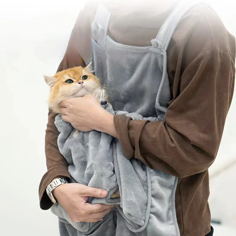 Cat Carrier Apron with Holes Outdoor Travel Small Cat Dogs Hanging Chest Bag Sleeping Pocket Winter Plush Pets Carrier Pouch