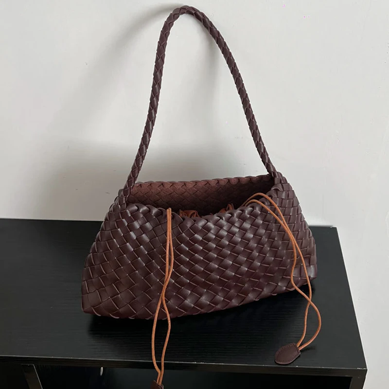 

Сумка женская 2026 из искусственной кожи, плетеная вручную, в стиле корзины для овощей, сумка-ведро, повседневная сумка для отпуска, на плечо