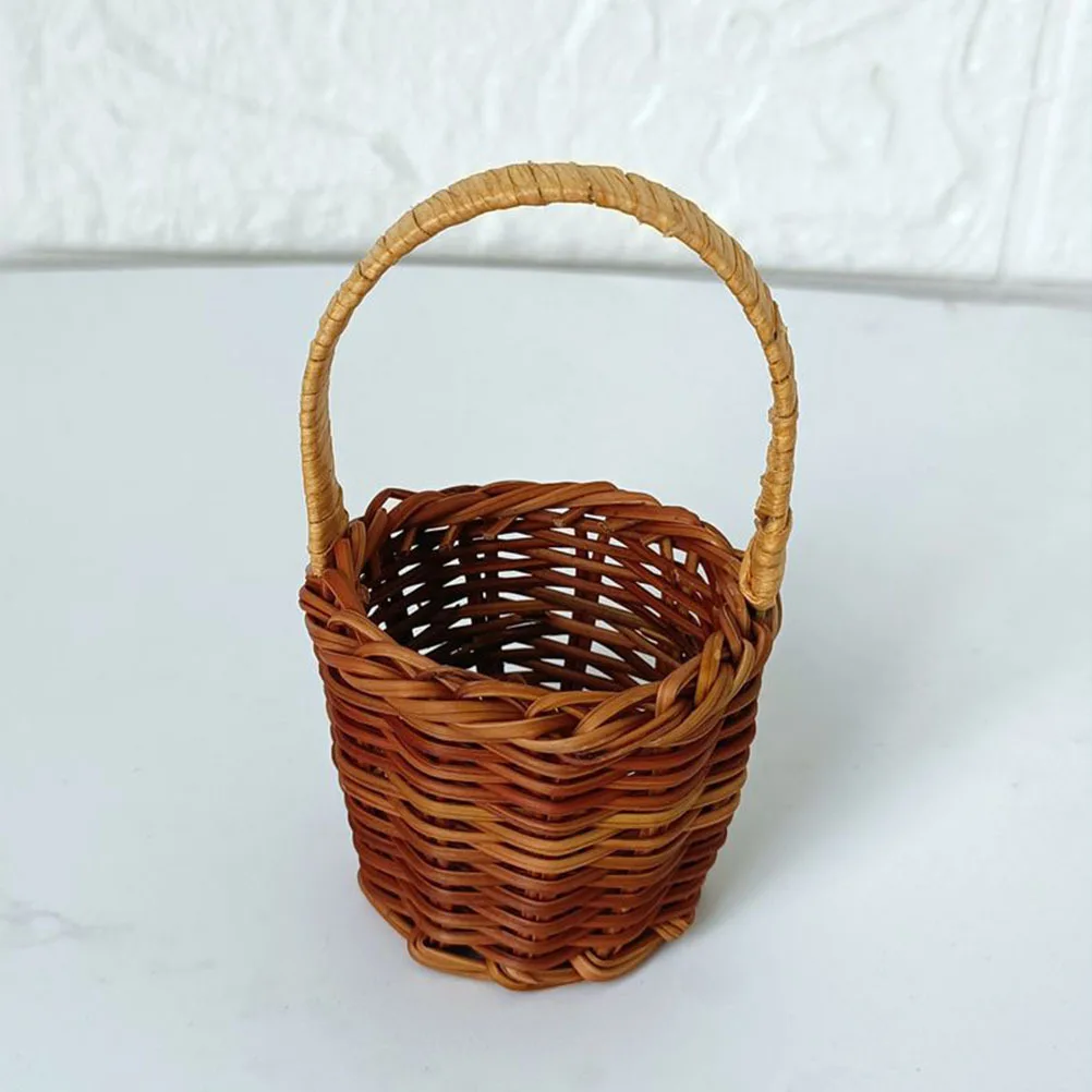 

10Pcs Mini Rattan Basket Hand-Woven Small Baskets for Desktop Decor Garden Office Pretend Play Photo Prop Arrangement