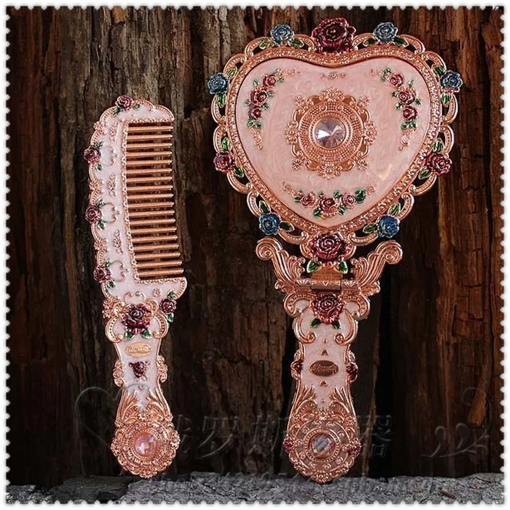 Ensemble de peignes de miroir de maquillage avec boîte-cadeau, miroir de poche vintage européen, cadre de miroir à main en forme de cœur, cadeau pour fille et femme