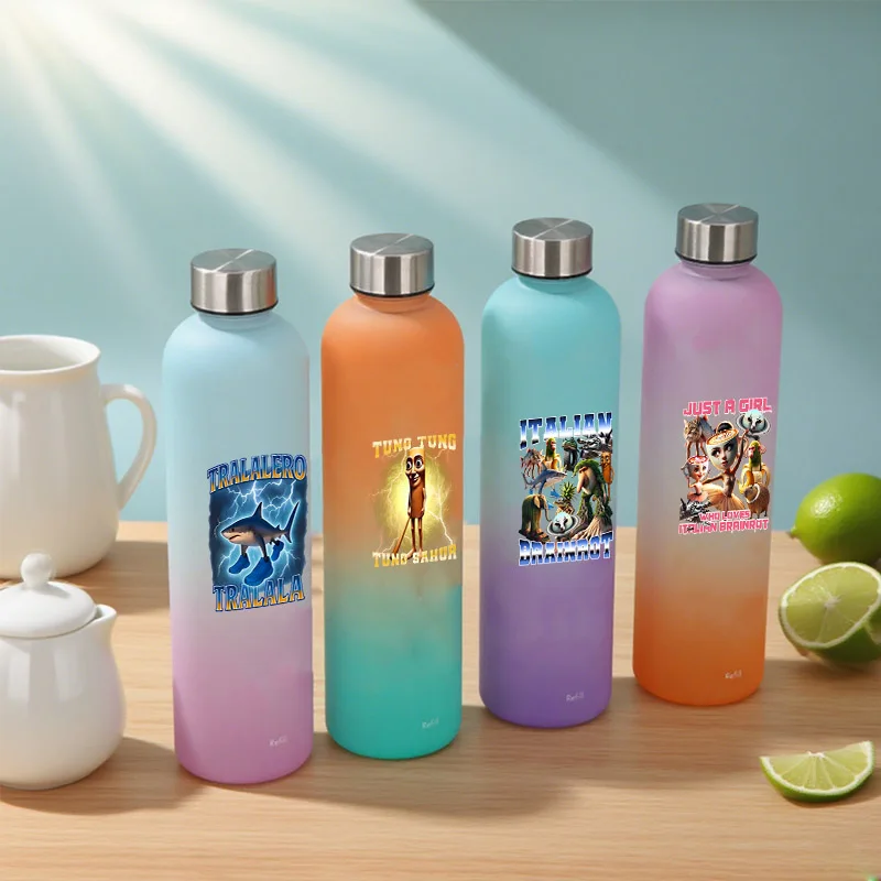 

900ml Italian Brainrot Gradient Cup Large Capacity Portable Water Bottle Cartoon Anime Pattern Water Bottle Friend Birthday Gift