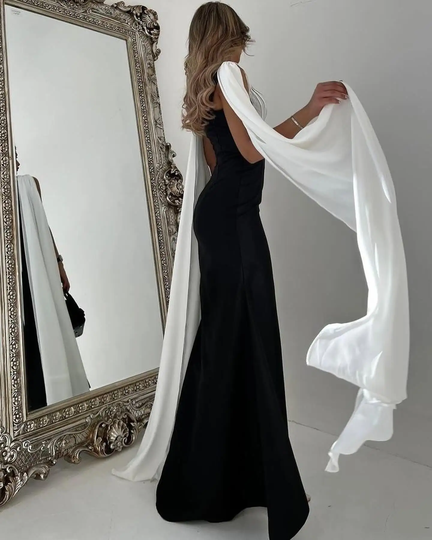 Customized Temperament Satin Off the Shoulder Evening Dress Modern V-Neck Straight Sleeveless Floor Length Homecoming Gowns