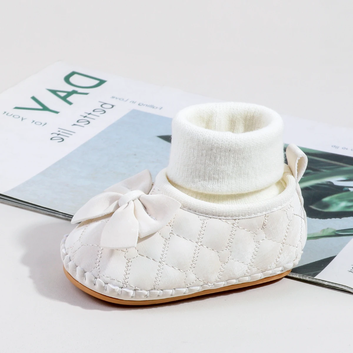 

Spring And Autumn Baby Girls First Walking Toddler Shoes For 0-18 Months High Quality TPR Sole Sweet Design For Baby Girls