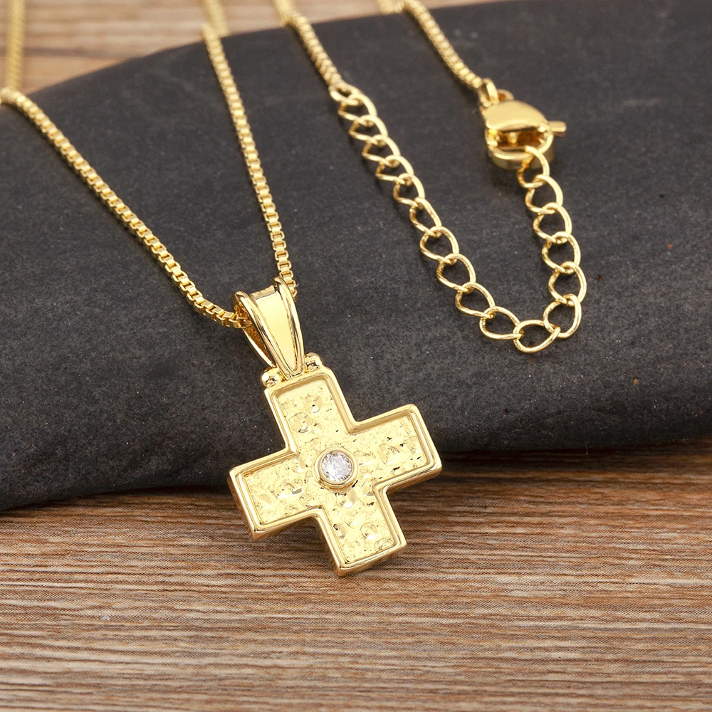 Classic New Design Sparkling Zircon Cross Pendant Necklace For Women Simplicity Style Anniversary Party Jewelry Fine Accessories