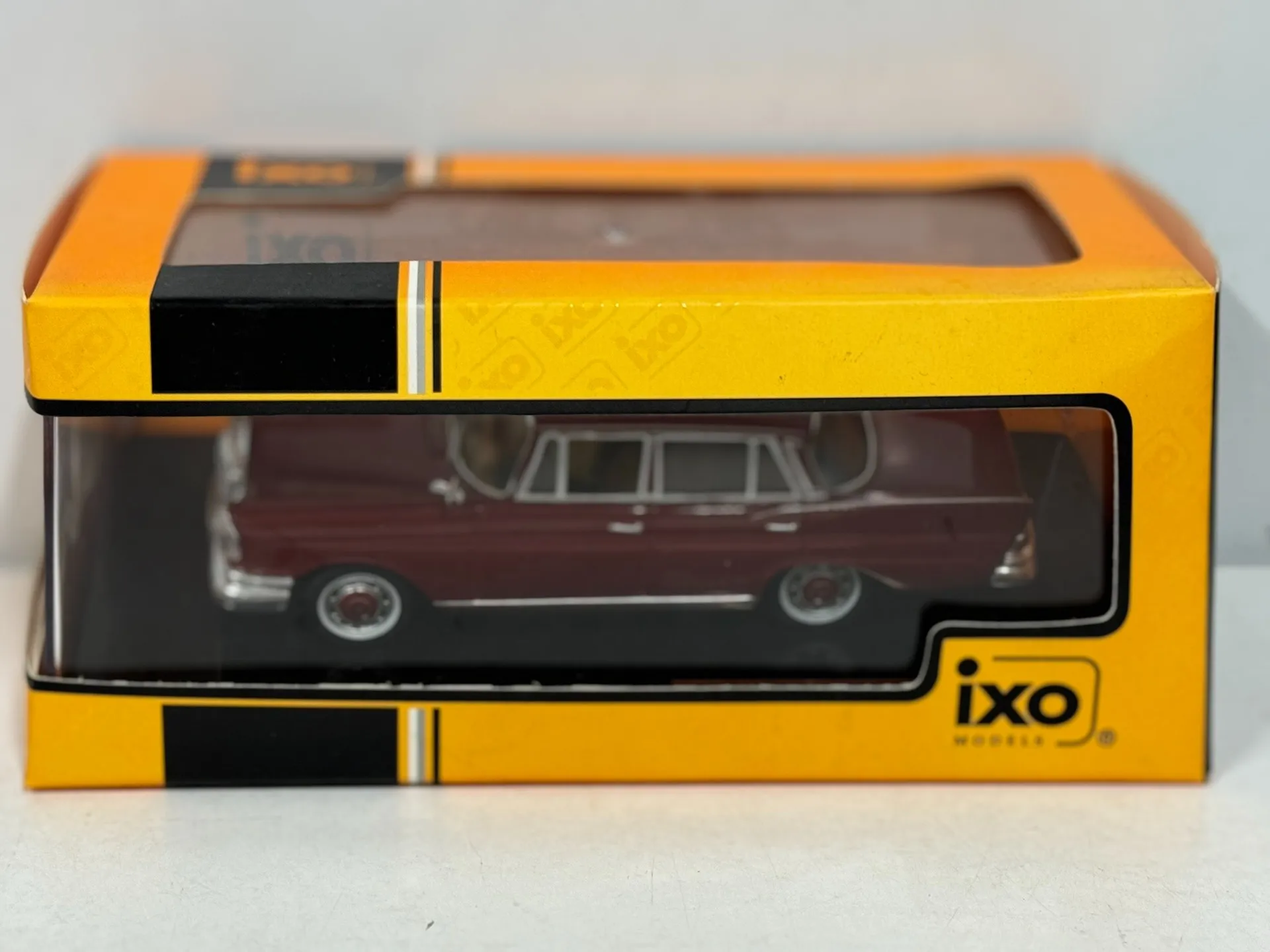 

Литой под давлением IXO масштаб 1/4 BENZ-Benz 220 SE 1959, модель автомобиля из сплава, Коллекционная игрушка, подарок, сувенир, украшение для дисплея