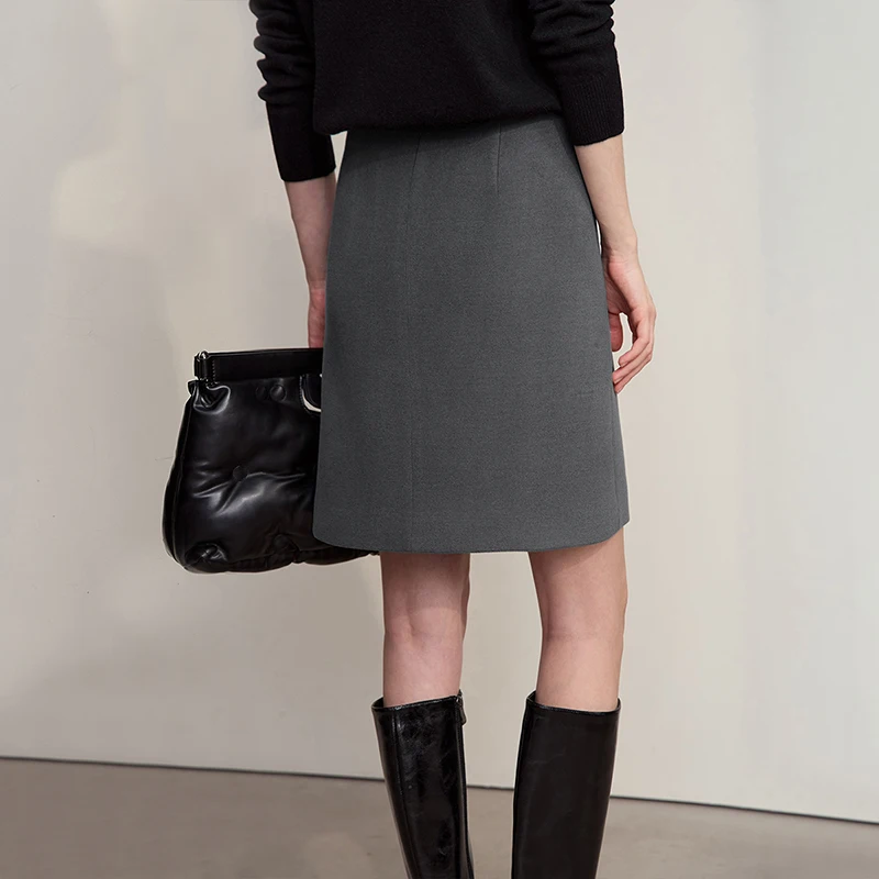 AMII Rechte Minirok 2025 Winter Nieuwe Elegante Commuter Korte Rokken Voor Vrouwen Effen Kleur Veelzijdige Dameskleding 12544004