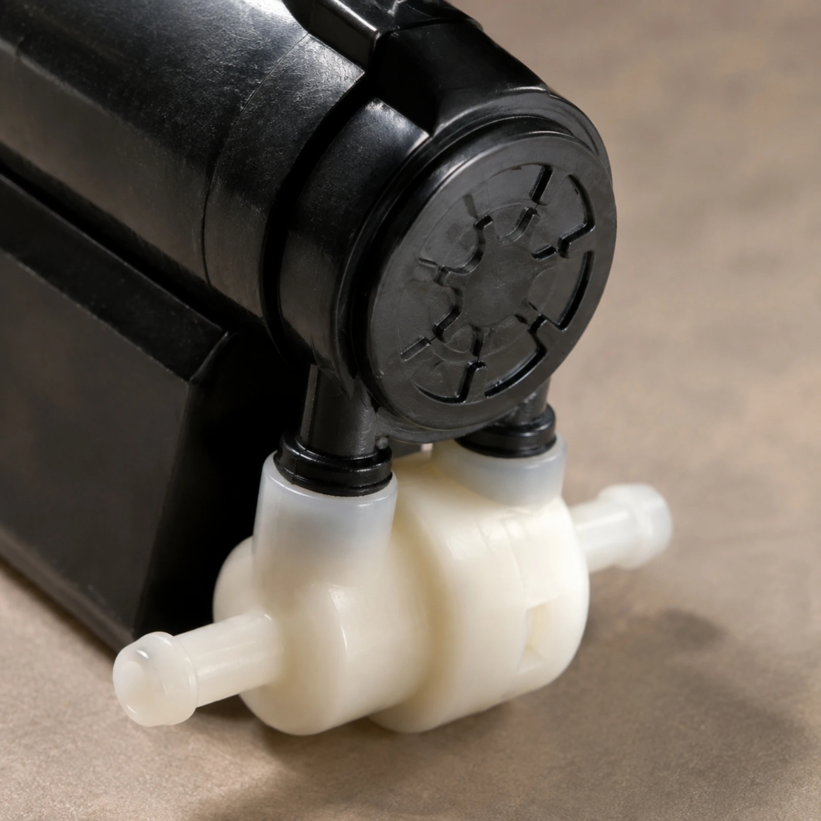98510-2C100 Windshield Washer Pump Replacement Korean Automaker Automaker Washer Pump Compact for Auto Repair Technicians
