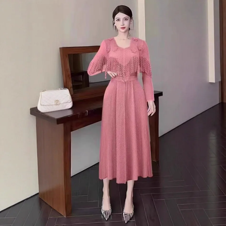 2025 Autumn New Miyake Pleated Dress Fashion Nail Diamond Fringe Flower Temperament Loose Women's Long Dress