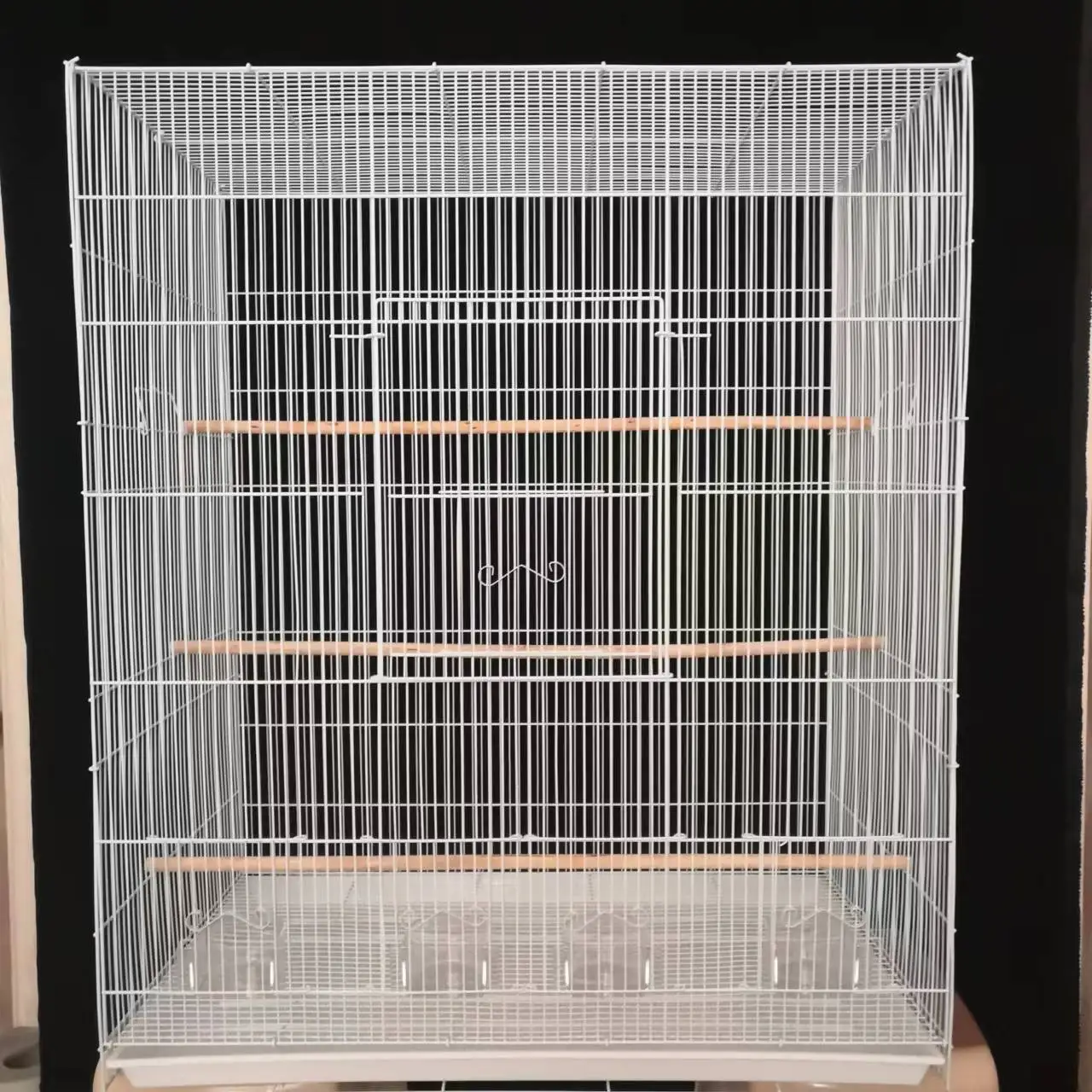 

Manufacturer Wholesale Convenient Four Seasons Universal Breed Birds House Thickened Metal Wire Birds Pet Cage