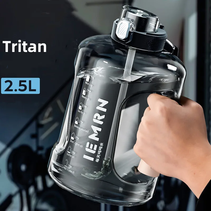 

Water Bottle 2 Liters Tritan Material Precise Scale Portable Large Capacity Water Bottle with Straw For Men Women Sports Fitness