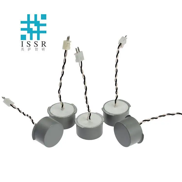 

Ультразвуковой датчик-преобразователь 48 кГц с низкочастотным приемопередатчиком, интегрированный для измерения расстояния, парковки и предотвращения столкновений