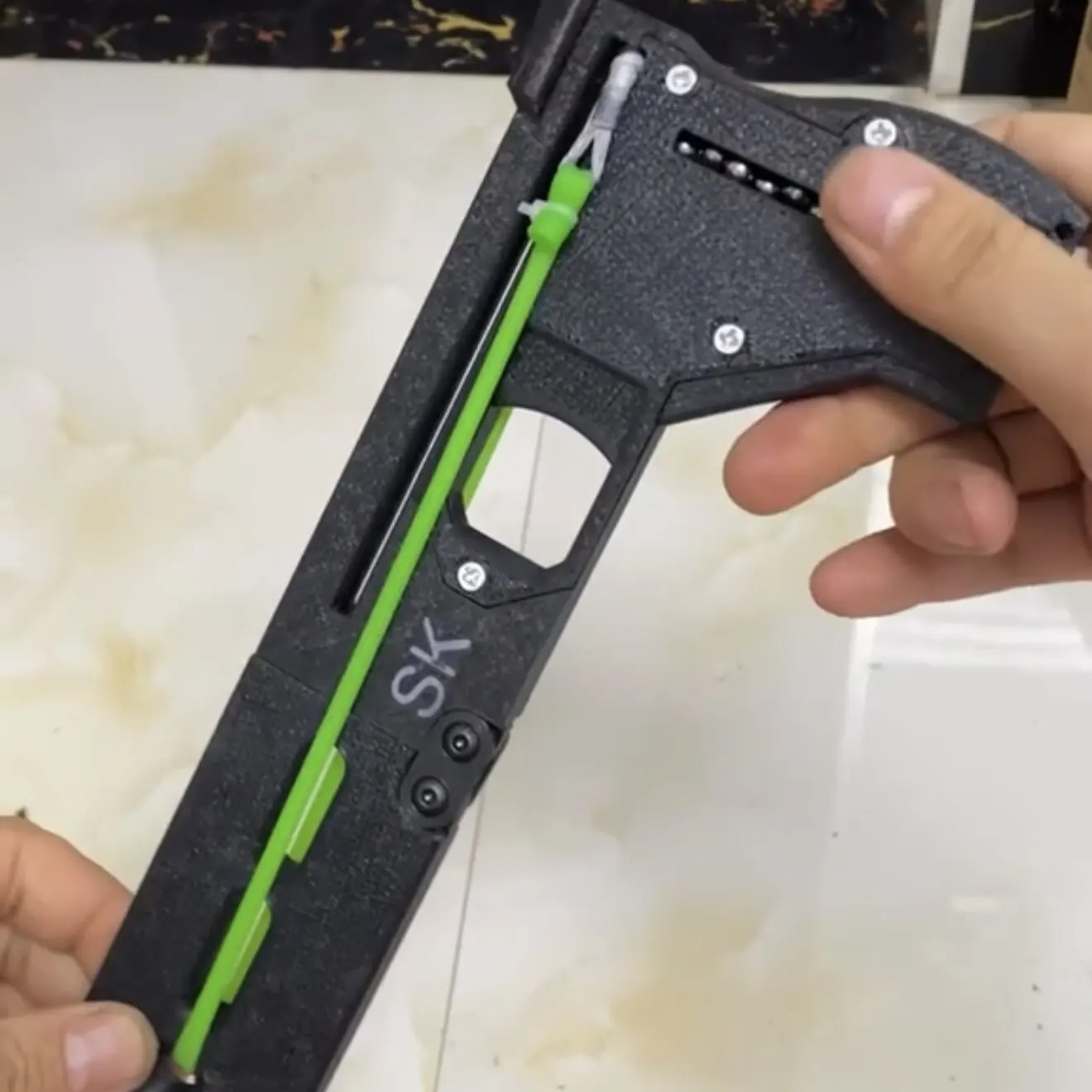 3D Printed Outdoor Portable Folding Leisure and Entertainment High-precision Competitive Hunting Tool