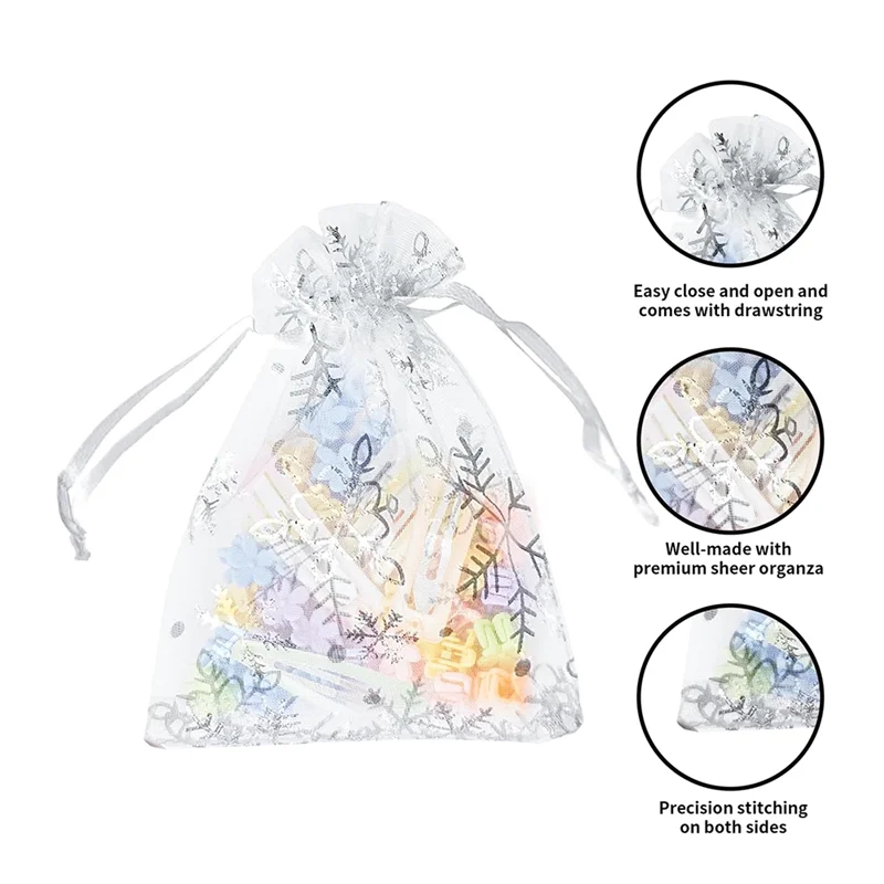 SCLS 100 قطعة أكياس الأورجانزا ندفة الثلج عيد الميلاد 4X6 بوصة أكياس عيد الميلاد مع أكياس شبكية الرباط لعيد الميلاد
