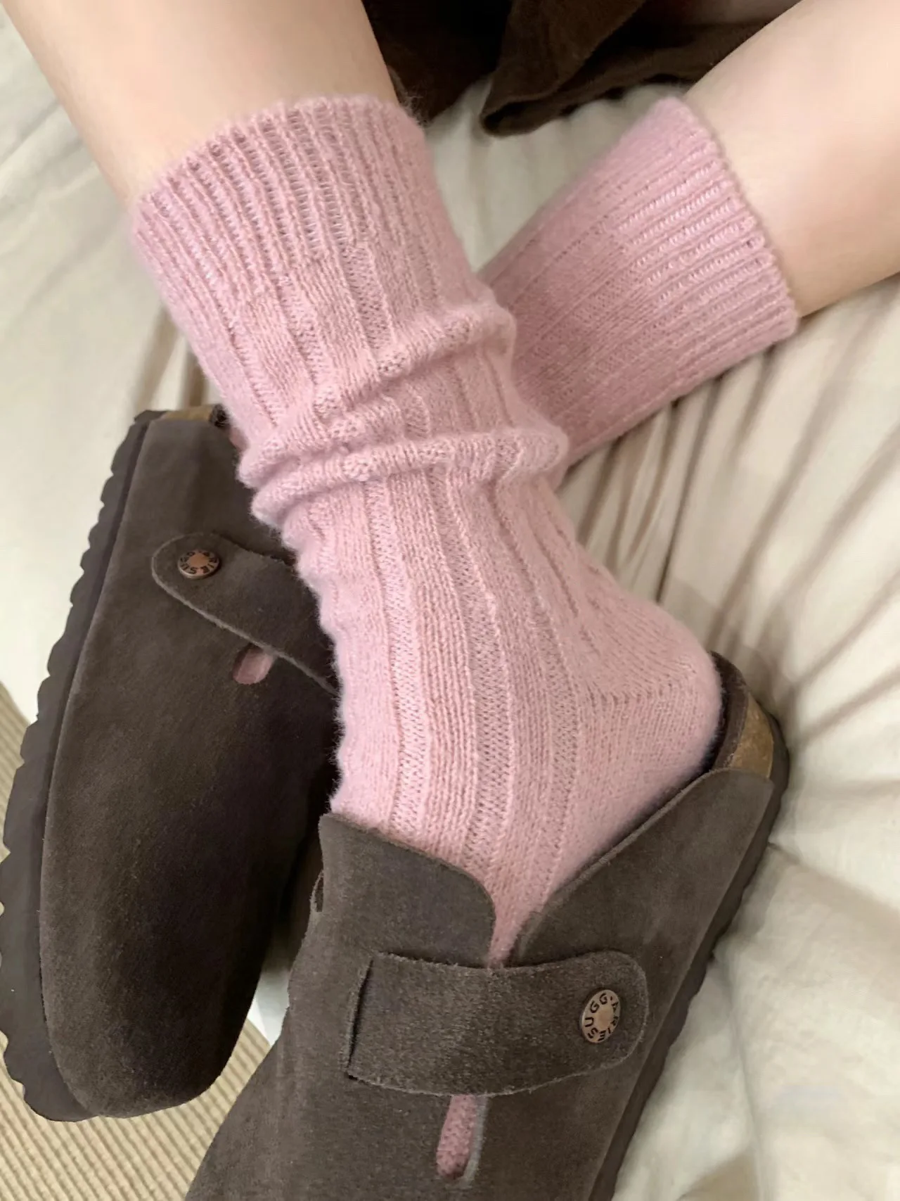 Neue Winter Kaschmir Wolle Frauen Socken Casual Japanische Mode Einfarbig Dicker Lange Socke Mädchen Thermische Warme Crew Socke – Detail 2
