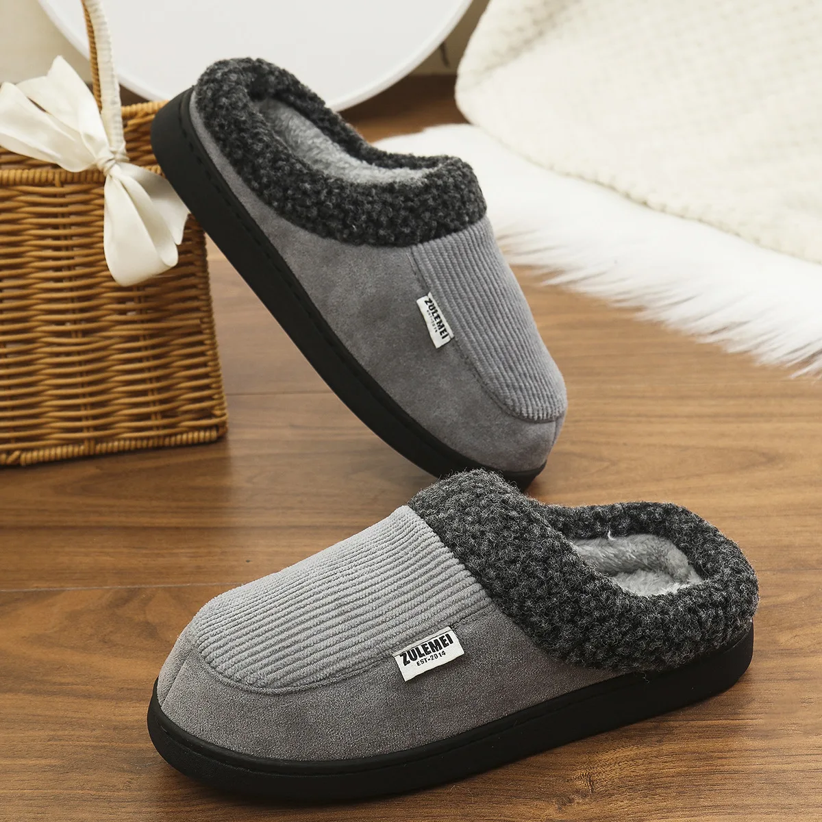 Comwarm Men Fur Slippers Winter New Outdoor Non-slip Fleece Lined Men Cotton Shoes Fuzzy Slides Indoor Warm Fluffy Home Slippers