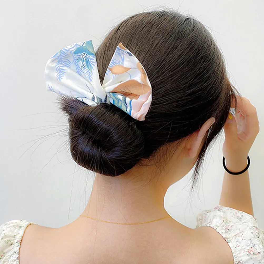 

Набор из 9 форм для пучков для волос: гладкие, безопасные, из качественных материалов, для быстрой укладки, идеально подходят для юбилеев, выпускных вечеров, создания элегантных причесок