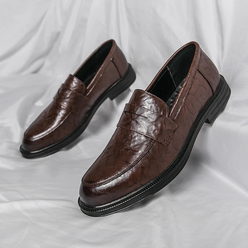 

Business men's loafers Comfortable and casual style Outdoor leather shoes Black brown Daily Work Office Hot selling Retro